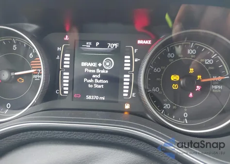 2019 Jeep Cherokee Latitude Plus z USA, uszkodzony, nr VIN 1C4PJMLB7KD195591